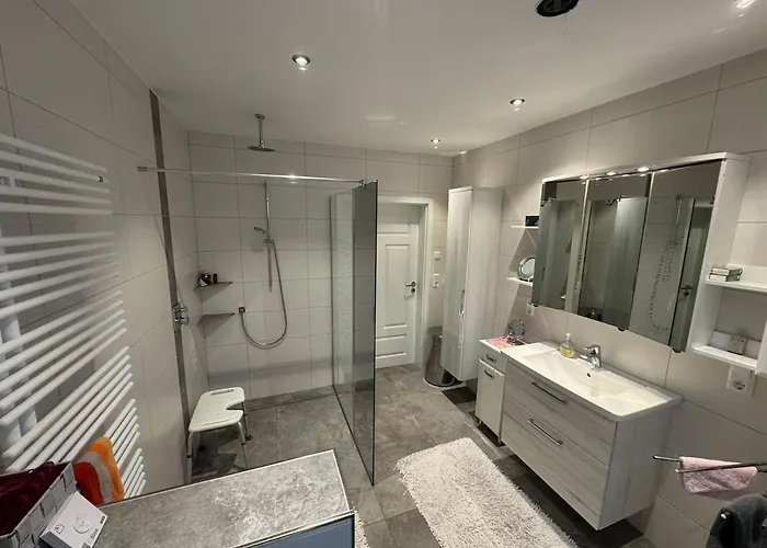 110qm An Ostfrieslands Küste -barrierefrei Apartamento Neuschoo