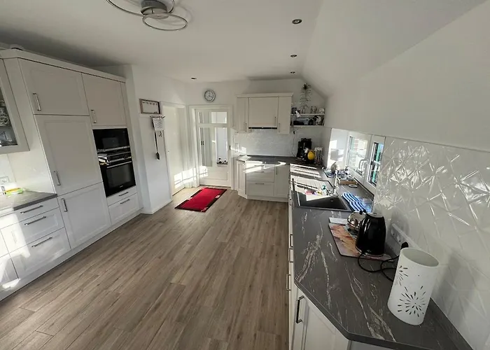 Apartamento 110qm An Ostfrieslands Küste -barrierefrei Neuschoo